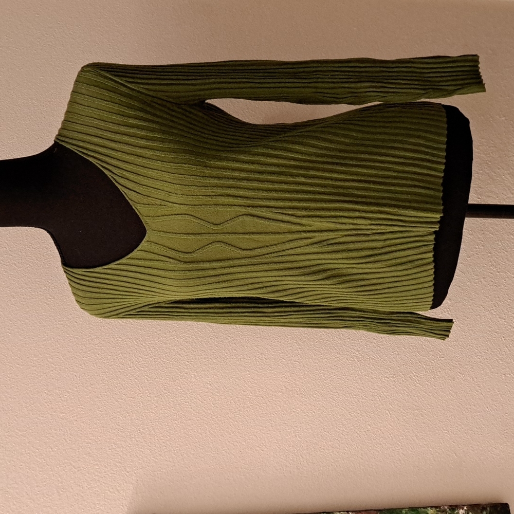 Bandolino lightweight Large green sweater